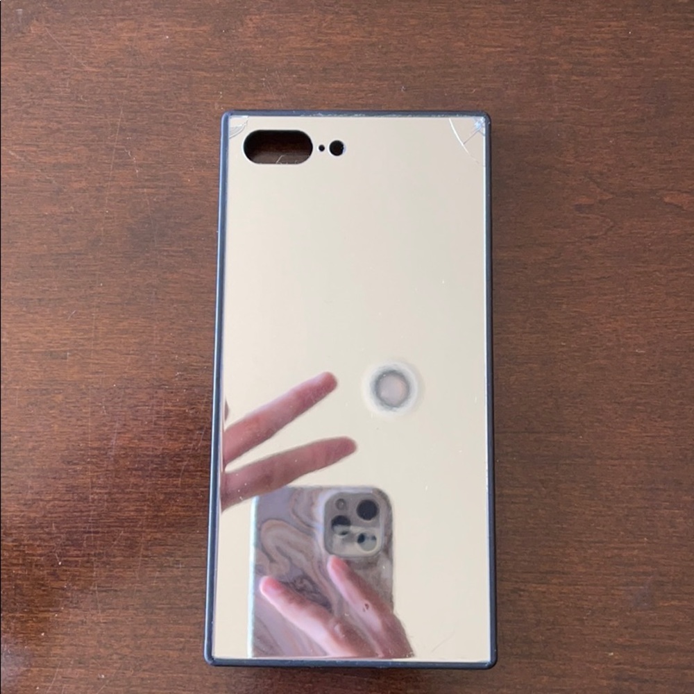 Lot of 3 Iphone 8 Plus Cases - Picture 4 of 4